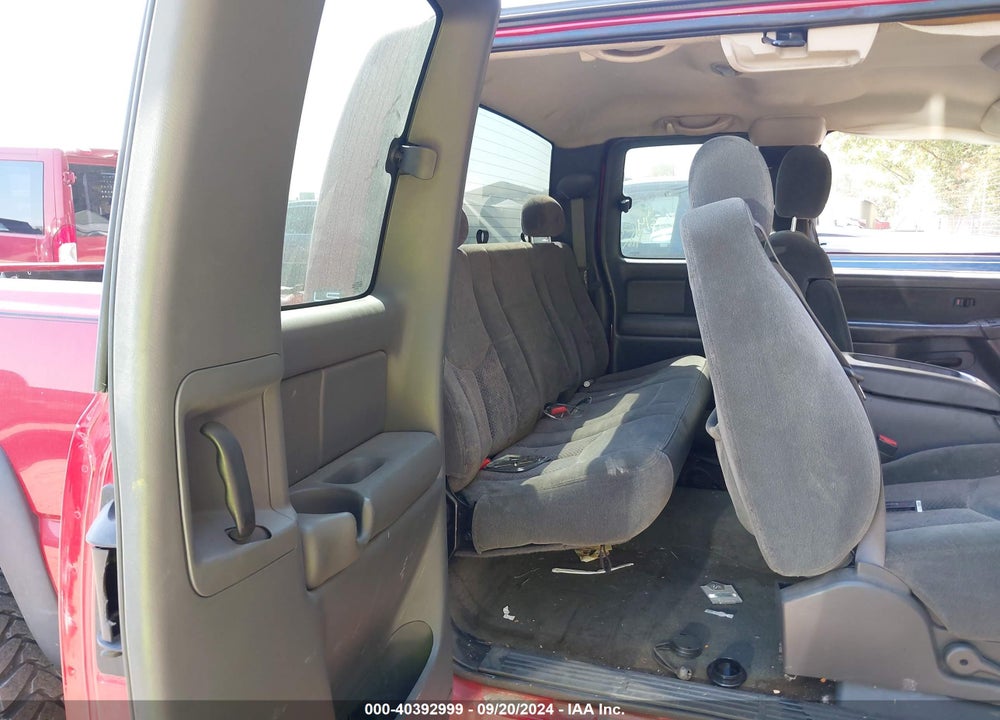2003 CHEVROLET SILVERADO 1500 LS VIN: 2GCEK19T931157537