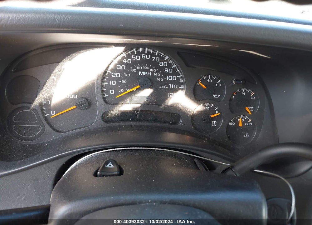 2003 CHEVROLET SUBURBAN 1500 LT VIN: 3GNEC16Z43G281817