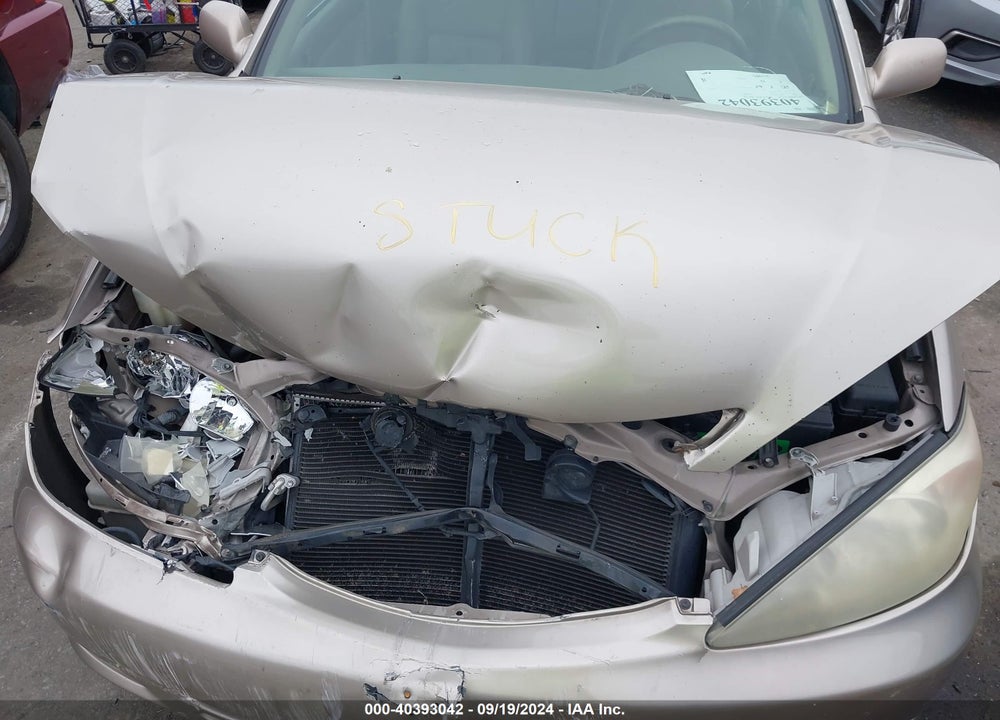 2004 TOYOTA CAMRY LE VIN: 4T1BE32K14U903648