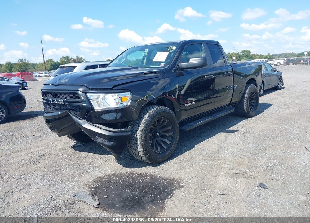 2019 RAM 1500 TRADESMAN QUAD CAB 4X4 6'4 BOX VIN: 1C6SRFCT4KN786423