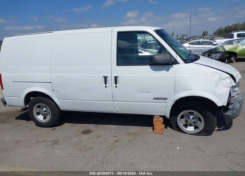 2001 CHEVROLET ASTRO VIN: 1GCDM19W51B141543