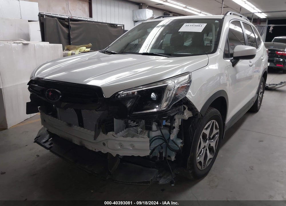 2022 SUBARU FORESTER PREMIUM VIN: JF2SKAEC1NH488252