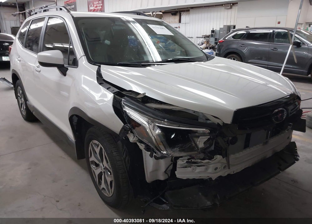 2022 SUBARU FORESTER PREMIUM VIN: JF2SKAEC1NH488252