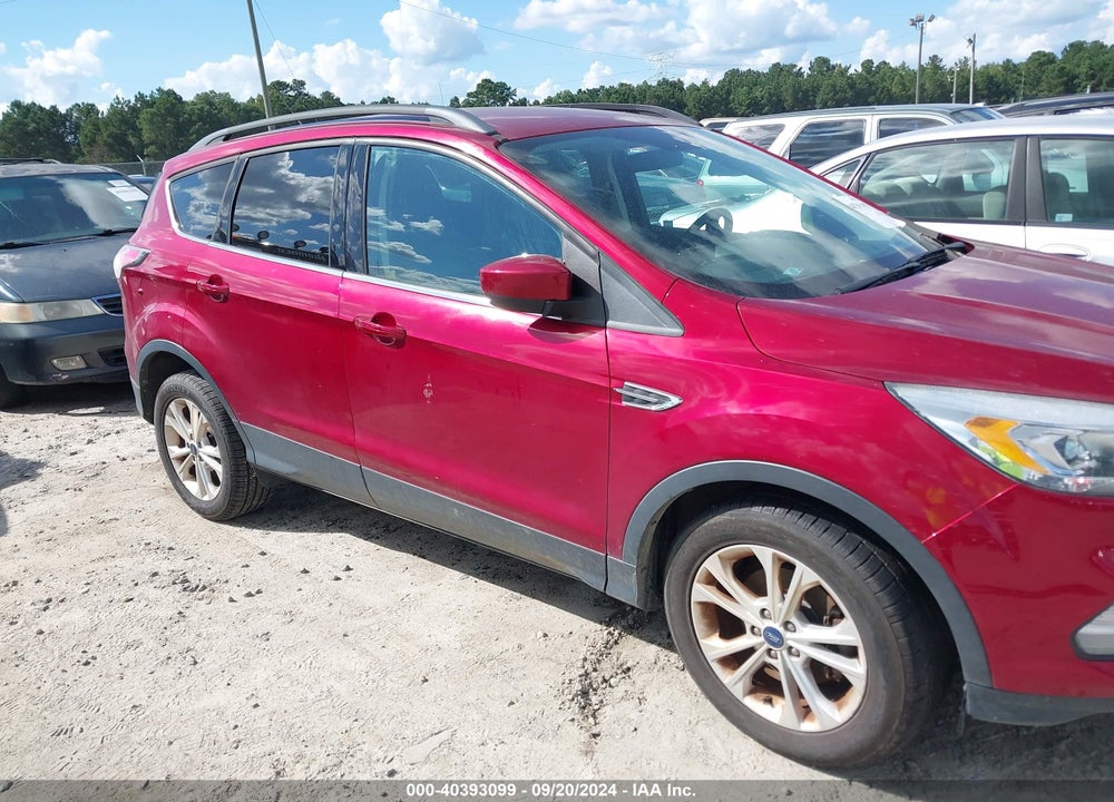 2017 FORD ESCAPE VIN: 1FMCU0GD2HUA98703