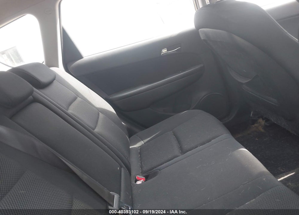 2009 HYUNDAI ELANTRA TOURING VIN: KMHDC86E09U042387
