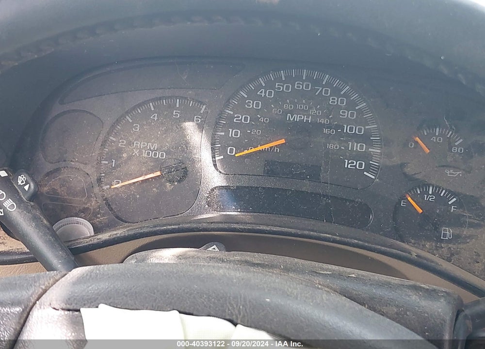 2005 GMC YUKON SLT VIN: 1GKEK13TX5J214060