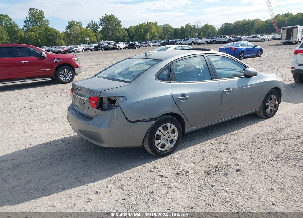 2010 HYUNDAI ELANTRA VIN: KMHDU4AD5AU050526
