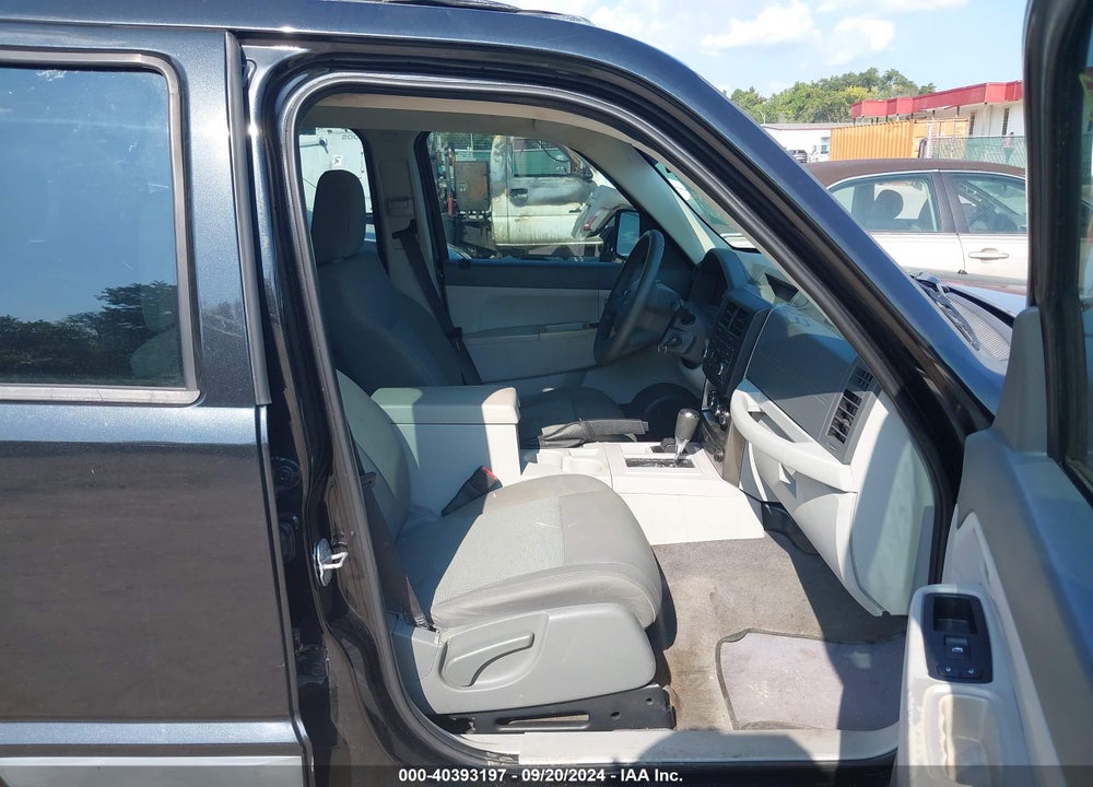 2008 JEEP LIBERTY SPORT VIN: 1J8GN28K78W233389