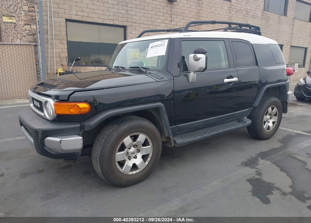 2007 TOYOTA FJ CRUISER VIN: JTEBU11FX70090589
