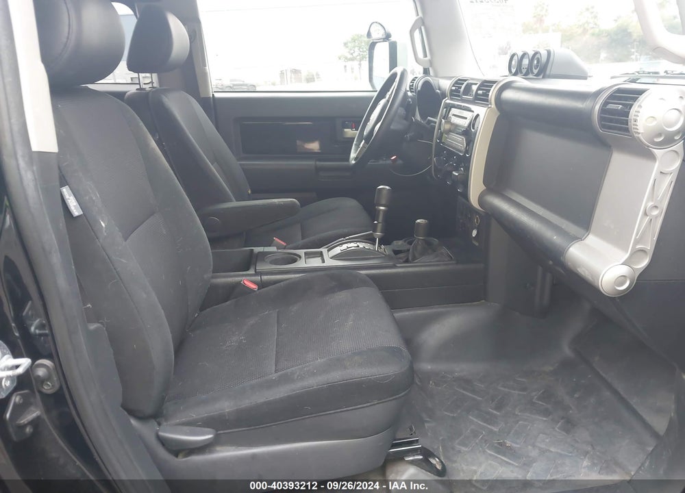 2007 TOYOTA FJ CRUISER VIN: JTEBU11FX70090589