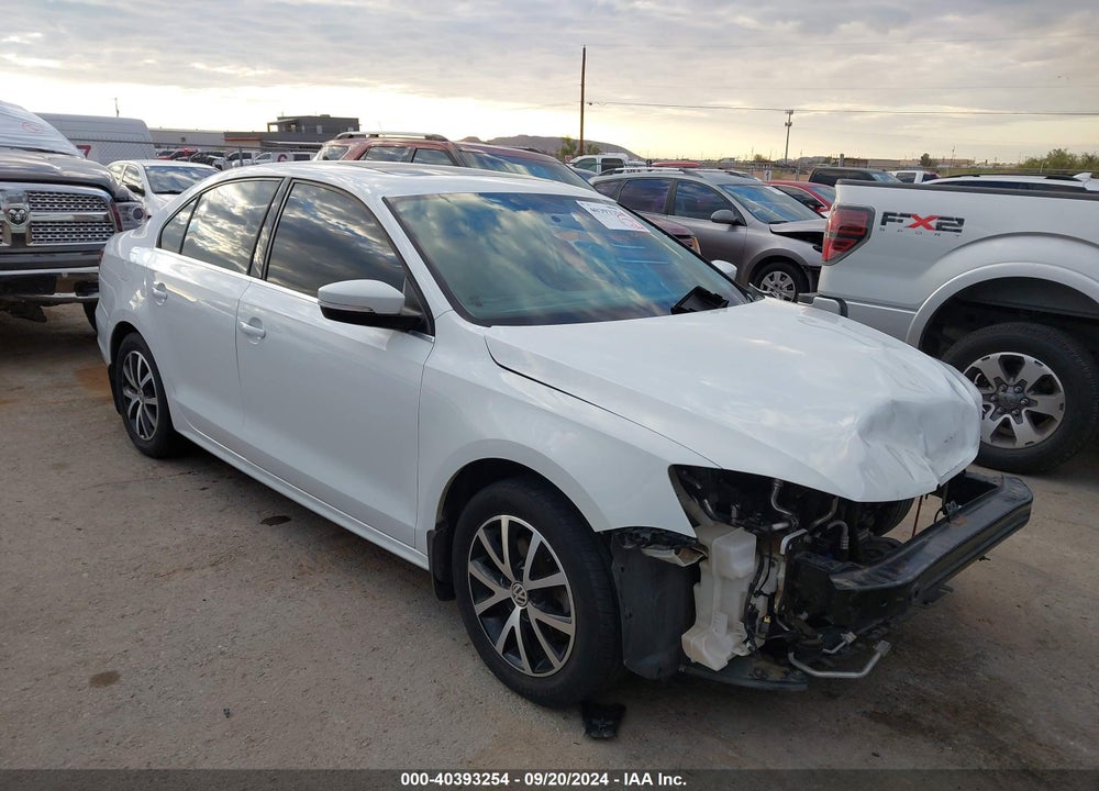 2017 VOLKSWAGEN JETTA 1.4T SE VIN: 3VWDB7AJ3HM204065