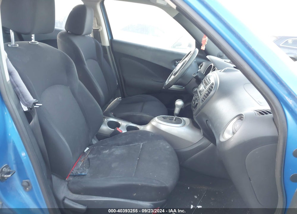2011 NISSAN JUKE S VIN: JN8AF5MV4BT006086