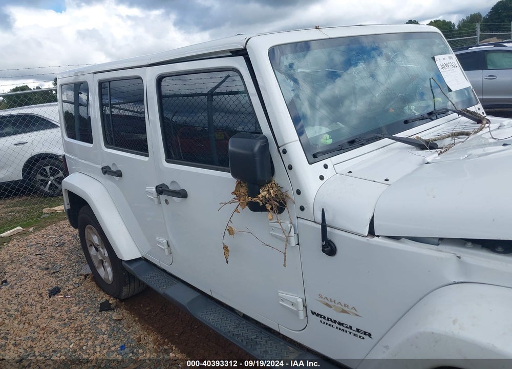 2015 JEEP WRANGLER UNLIMITED SAHARA VIN: 1C4BJWEG5FL653736