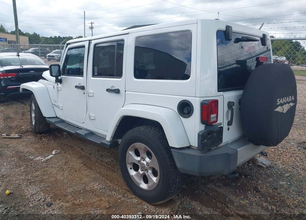 2015 JEEP WRANGLER UNLIMITED SAHARA VIN: 1C4BJWEG5FL653736
