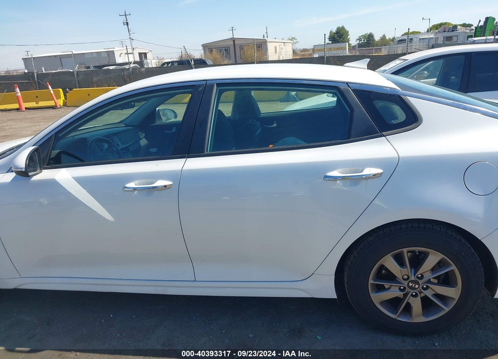 2016 KIA OPTIMA LX TURBO VIN: 5XXGT4L19GG008267