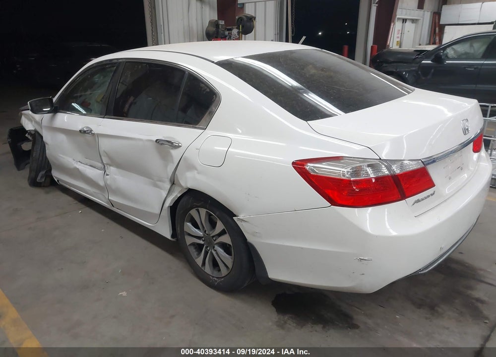 2015 HONDA ACCORD LX VIN: 1HGCR2F31FA045856