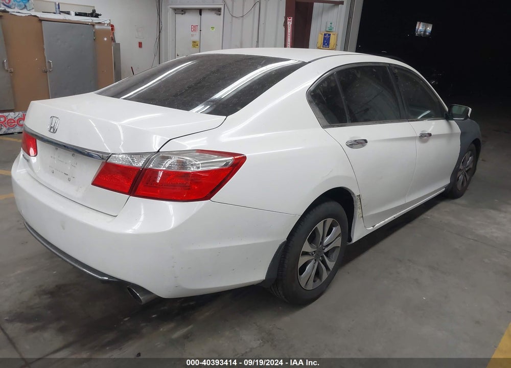 2015 HONDA ACCORD LX VIN: 1HGCR2F31FA045856