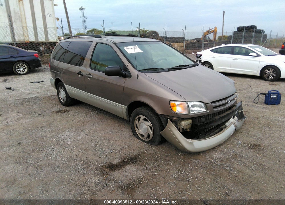 1998 TOYOTA SIENNA LE/XLE VIN: 4T3ZF13C2WU031692