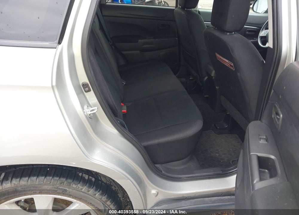 2015 MITSUBISHI OUTLANDER SPORT ES VIN: 4A4AP3AU2FE044363