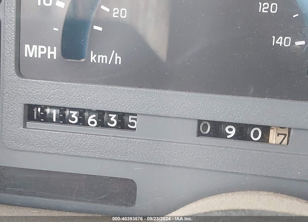 1992 CHEVROLET S TRUCK S10 VIN: 1GCCS14R6N8223190