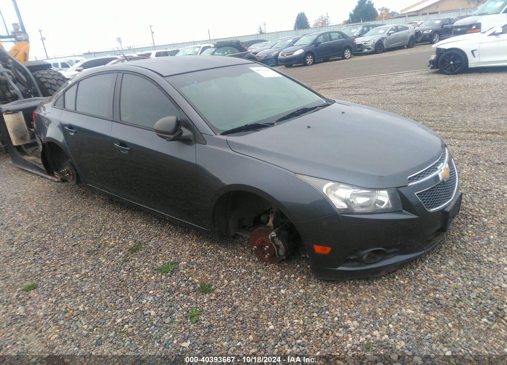 2013 CHEVROLET CRUZE LS AUTO VIN: 1G1PA5SG2D7137160