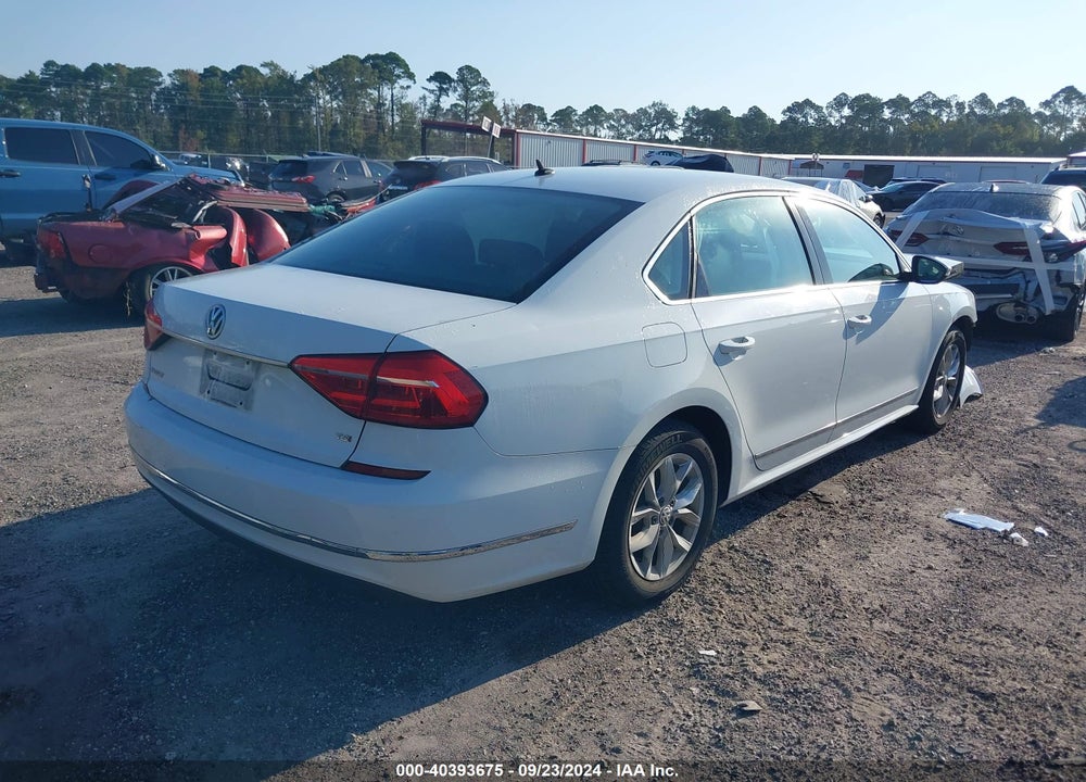 2016 VOLKSWAGEN PASSAT 1.8T S VIN: 1VWAT7A3XGC010277