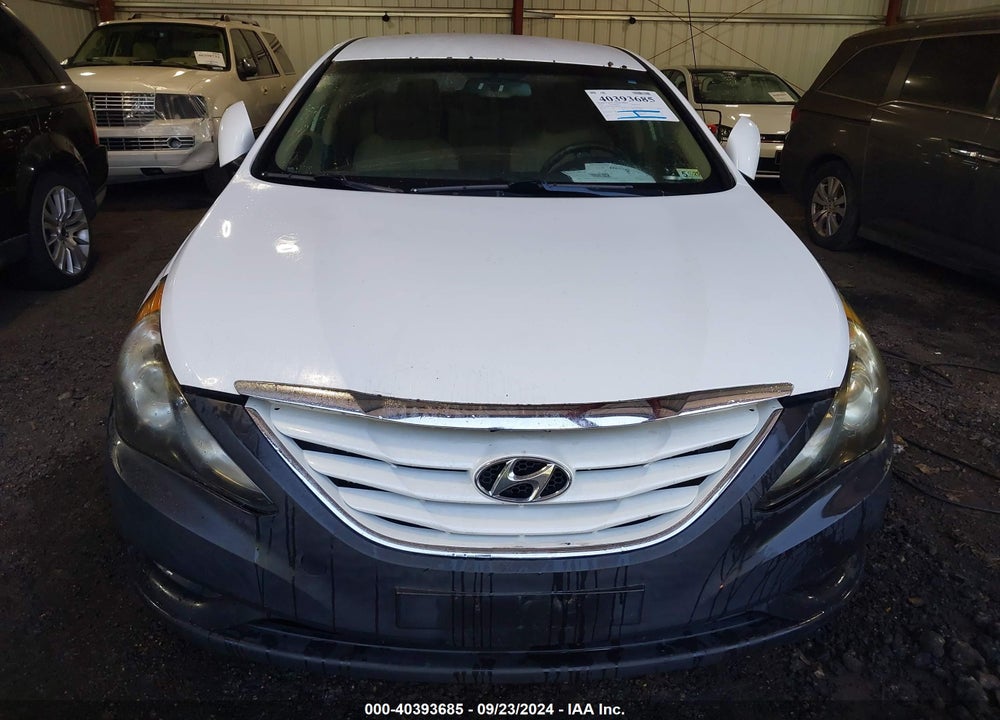 2013 HYUNDAI SONATA GLS VIN: 5NPEB4AC6DH640268