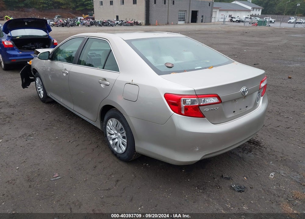 2014 TOYOTA CAMRY LE VIN: 4T4BF1FK8ER354985