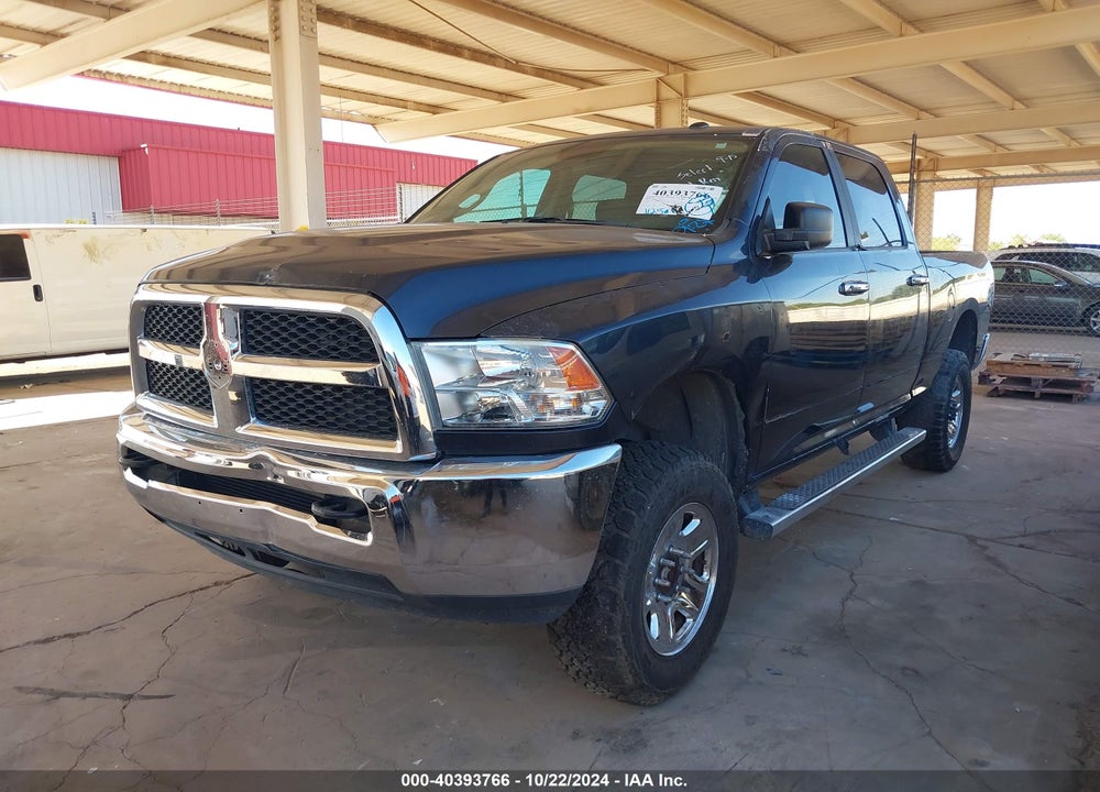 2018 RAM 2500 SLT 4X4 6'4 BOX VIN: 3C6UR5DL5JG402433
