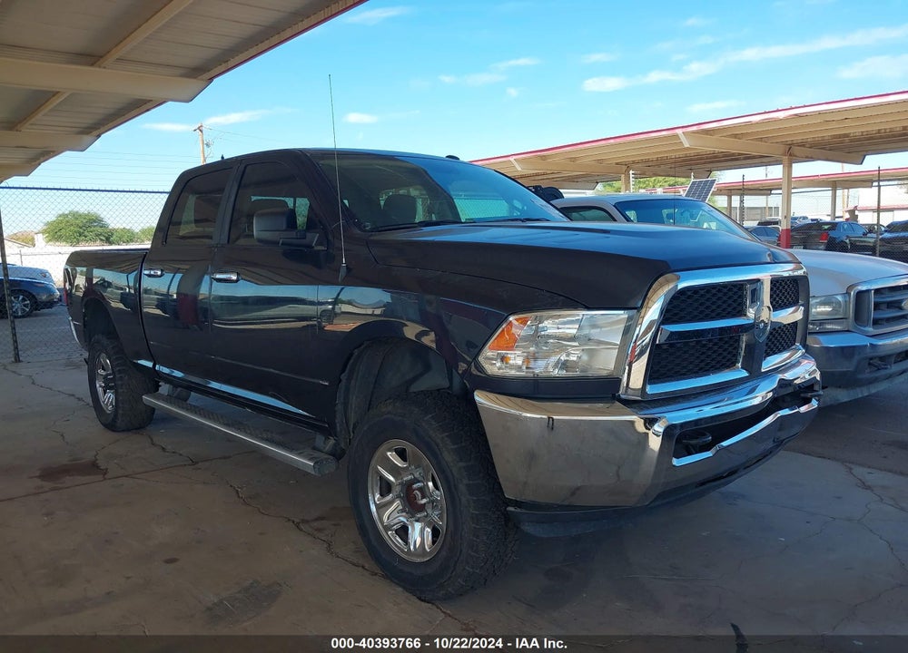 2018 RAM 2500 SLT 4X4 6'4 BOX VIN: 3C6UR5DL5JG402433