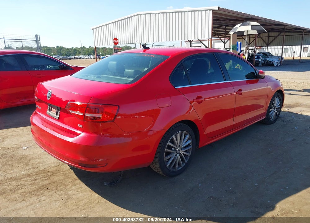 2015 VOLKSWAGEN JETTA 1.8T SE VIN: 3VWD17AJ1FM257024