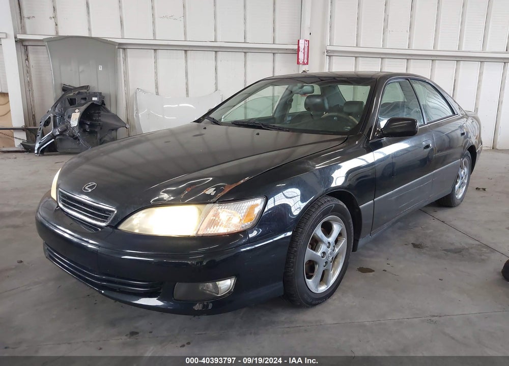 2000 LEXUS ES 300 VIN: JT8BF28G9Y0257348