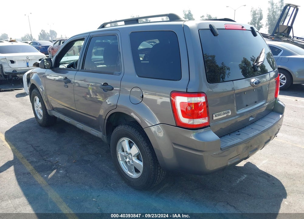2010 FORD ESCAPE XLT VIN: 1FMCU0D7XAKB51339