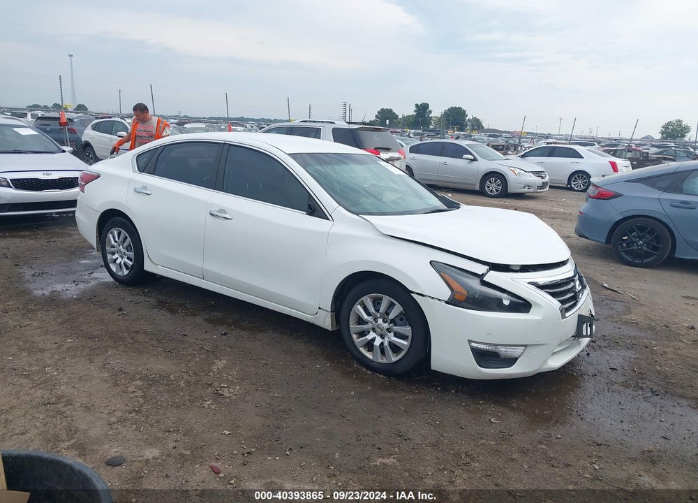 2015 NISSAN ALTIMA 2.5 S VIN: 1N4AL3AP7FC411983