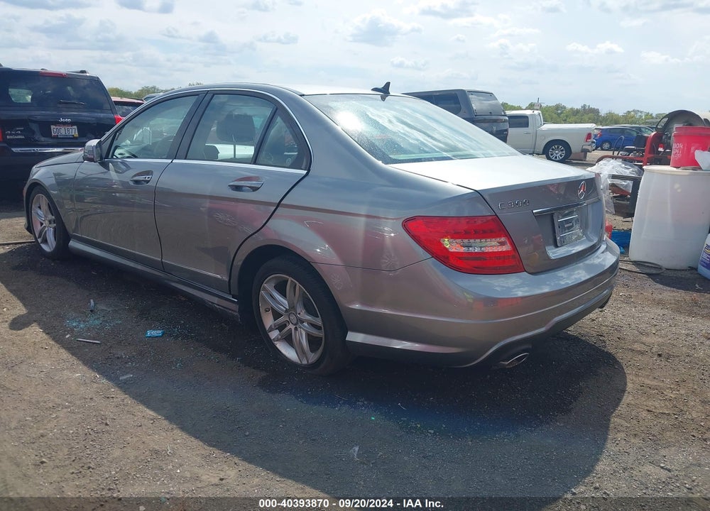 2012 MERCEDES-BENZ C 300 LUXURY 4MATIC/SPORT 4MATIC VIN: WDDGF8BB7CA712701