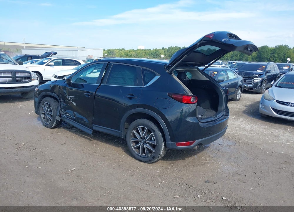 2018 MAZDA CX-5 TOURING VIN: JM3KFBCM3J0324442