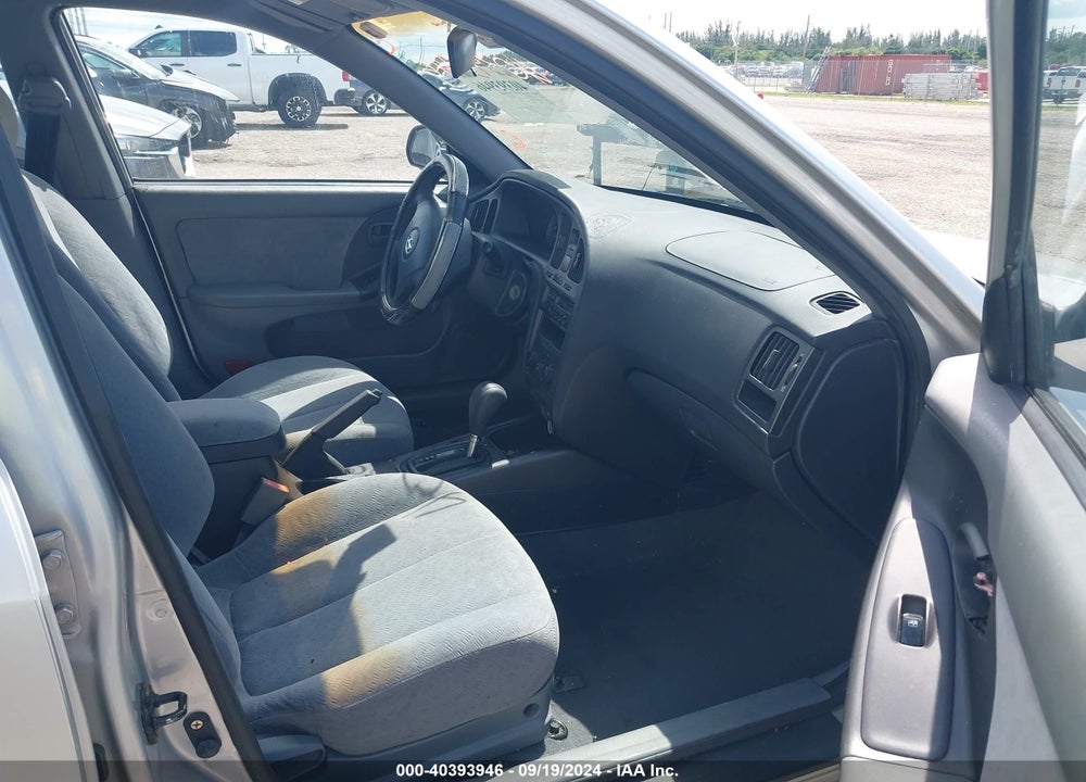 2004 HYUNDAI ELANTRA GLS/GT VIN: KMHDN46D54U908572