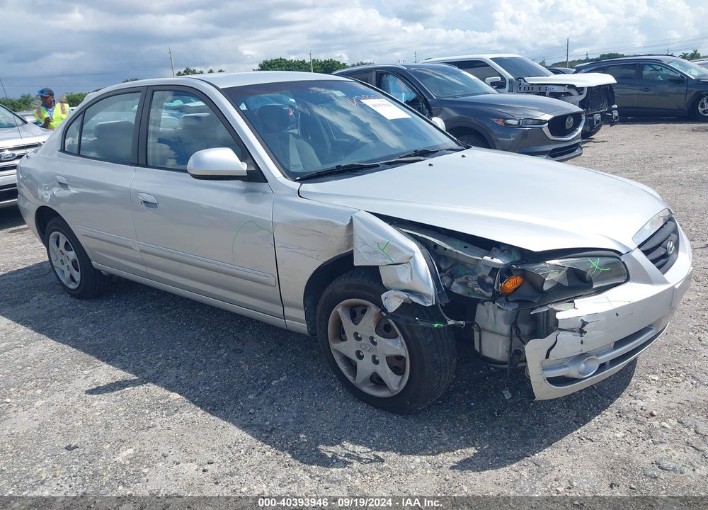 2004 HYUNDAI ELANTRA GLS/GT VIN: KMHDN46D54U908572