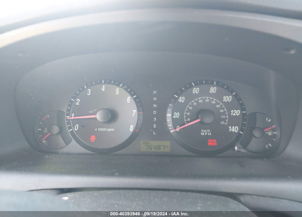 2004 HYUNDAI ELANTRA GLS/GT VIN: KMHDN46D54U908572