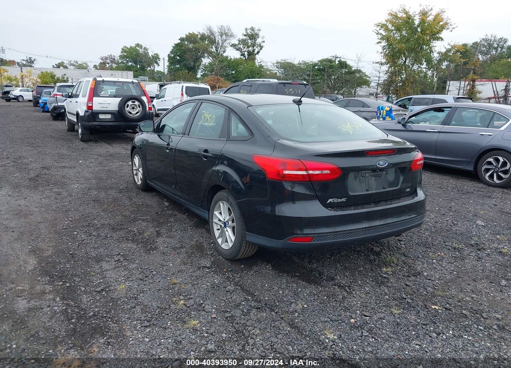 2015 FORD FOCUS SE VIN: 1FADP3F21FL329164