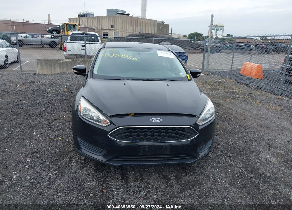 2015 FORD FOCUS SE VIN: 1FADP3F21FL329164