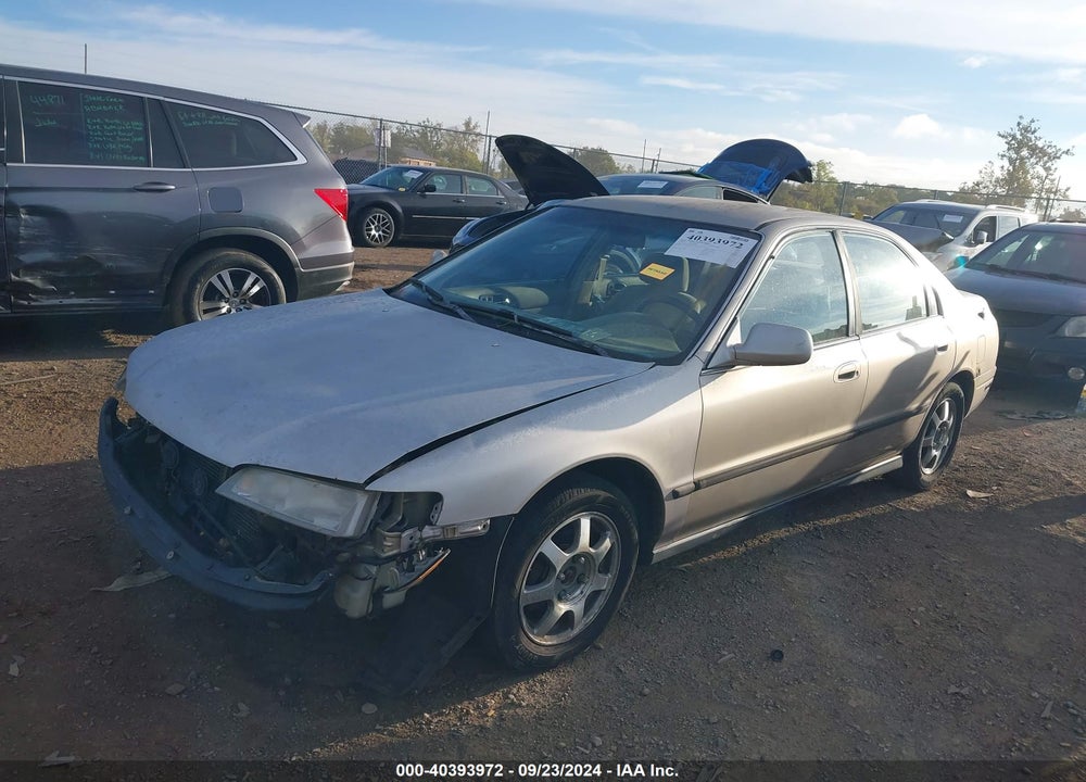 1994 HONDA ACCORD LX/EX VIN: 1HGCD5530RA175276