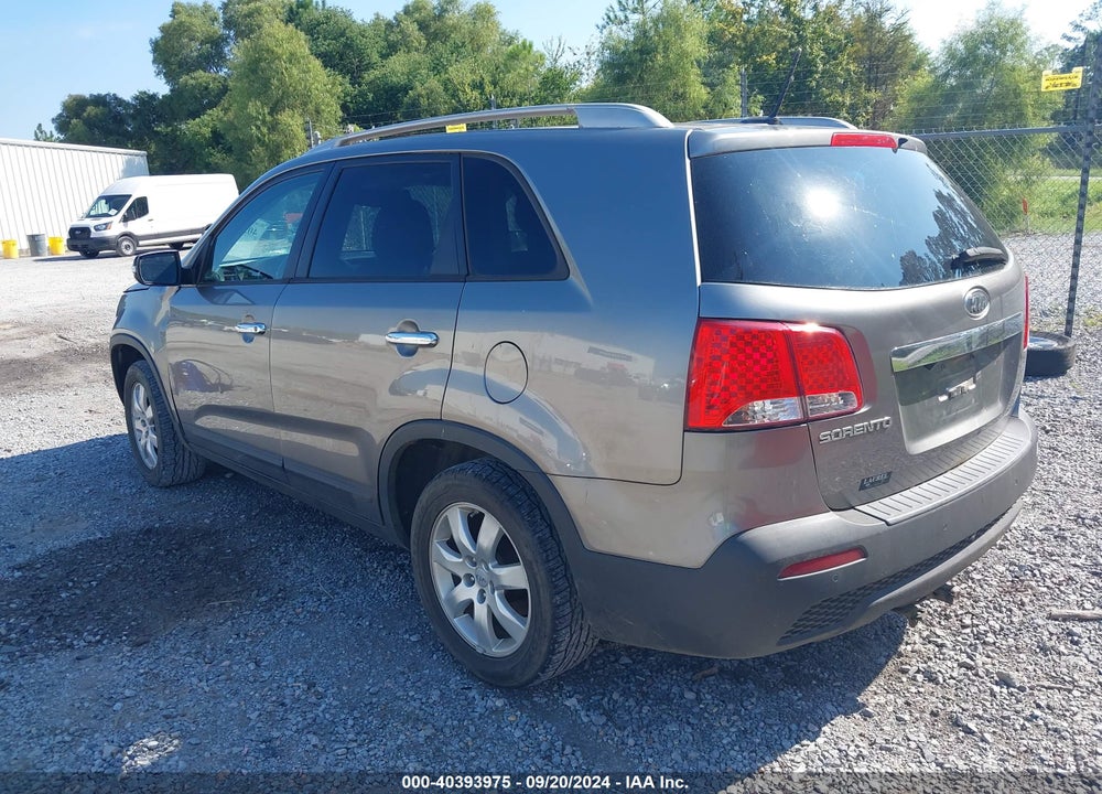 2012 KIA SORENTO LX VIN: 5XYKT3A68CG251495