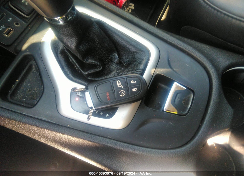 2014 JEEP CHEROKEE LIMITED VIN: 1C4PJLDS4EW279322