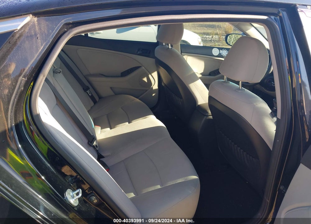 2015 KIA OPTIMA LX VIN: KNAGM4A75F5660159