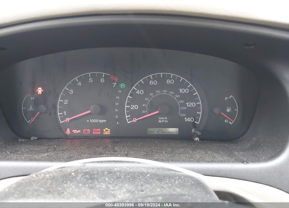 2001 HYUNDAI ELANTRA GLS VIN: KMHDN45D71U224037