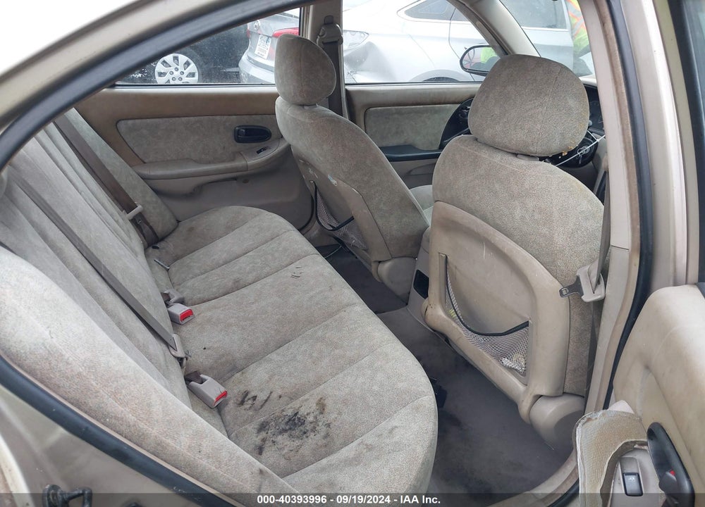 2001 HYUNDAI ELANTRA GLS VIN: KMHDN45D71U224037