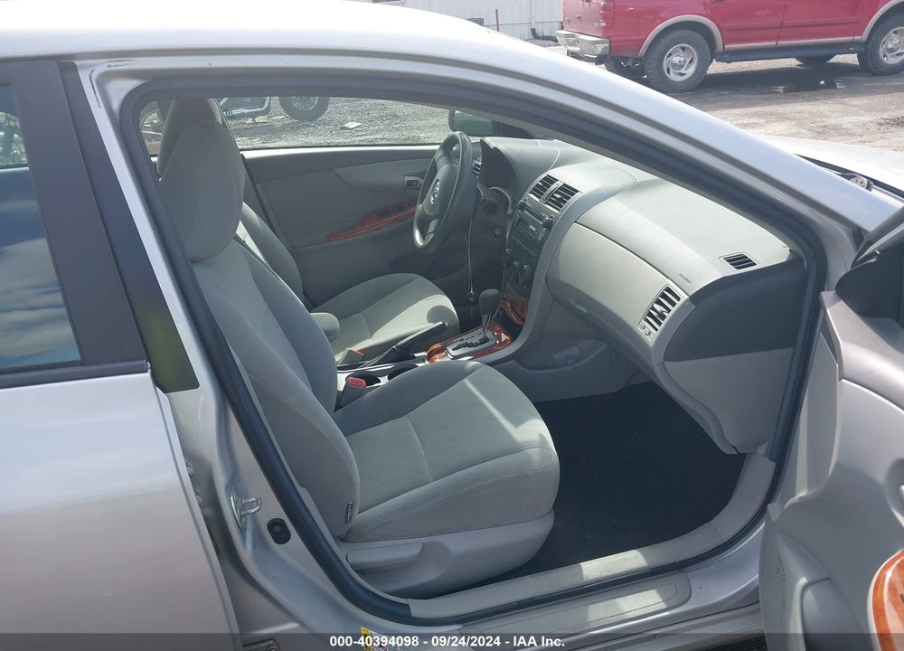 2009 TOYOTA COROLLA XLE VIN: 1NXBU40E79Z091768
