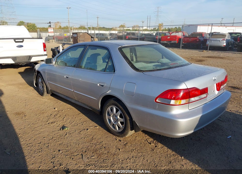 2002 HONDA ACCORD 2.3 SE VIN: 1HGCG56772A088652