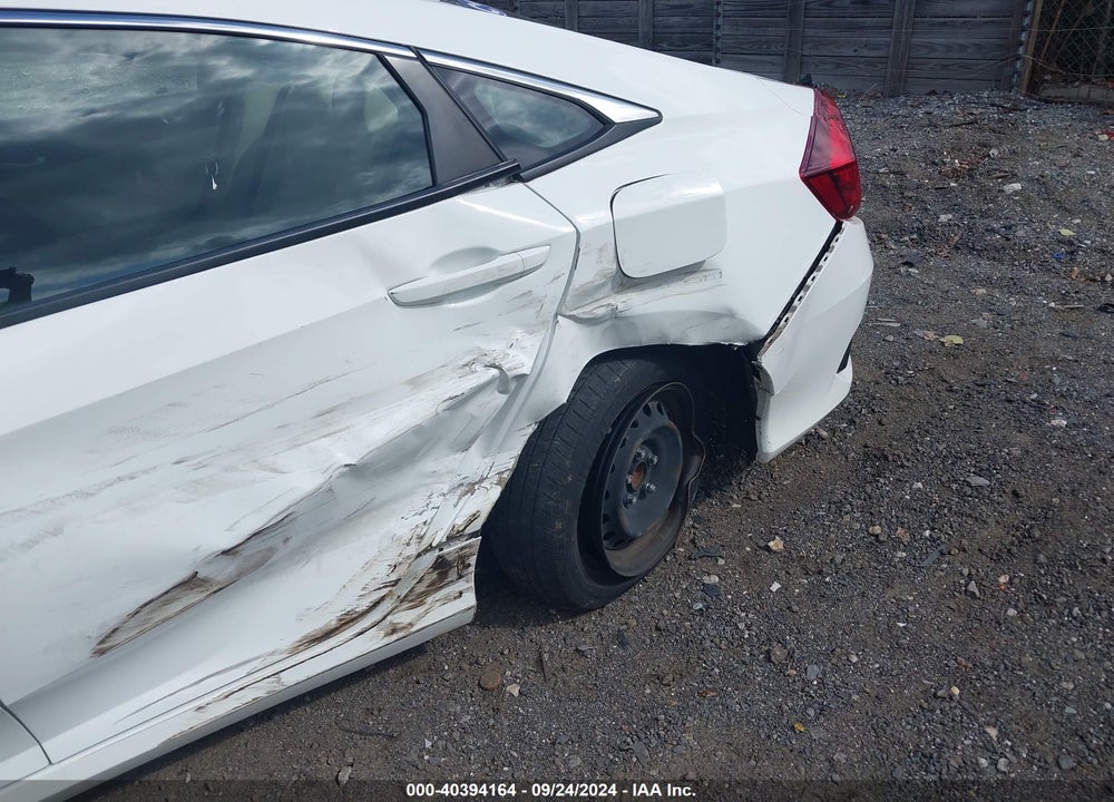 2018 HONDA CIVIC LX VIN: 19XFC2F5XJE204281